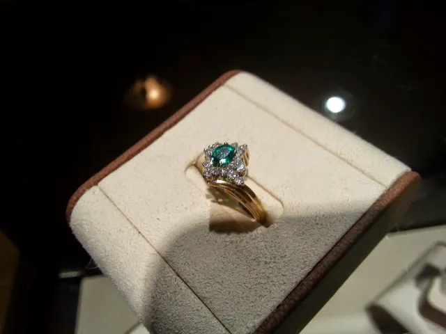 Bennett's Fine Jewelry & Rpr