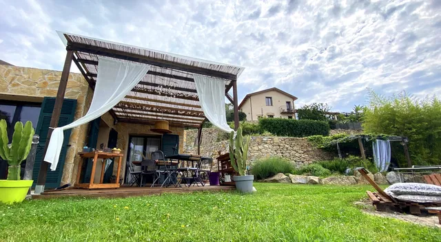 Agrilunassa Eco GuestHouse and Cottage