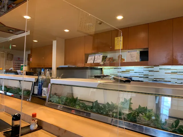 勢寿し・焼鳥せん羽