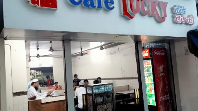 Cafe Lucky