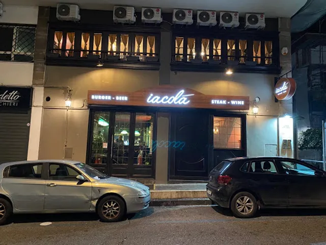 iacolà burgerbeer vomero
