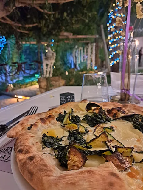 Villa LZ Steakhouse Pizzeria Burgheria