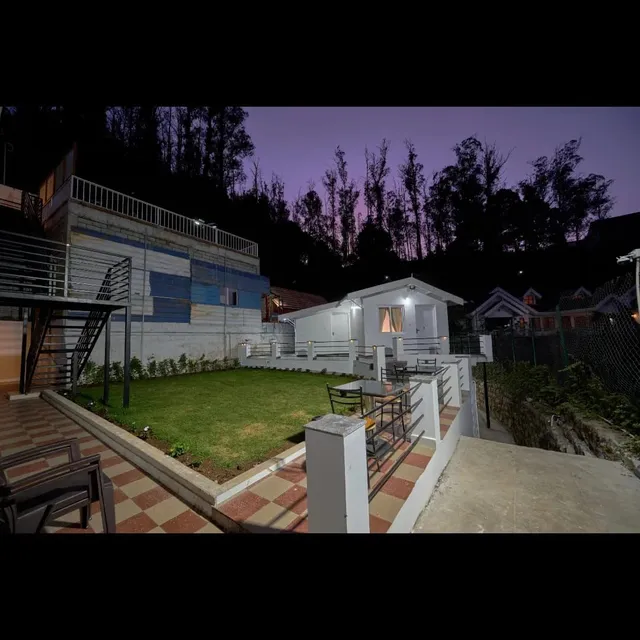 Grandis inn by avkanz