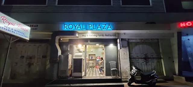 Royal Plaza