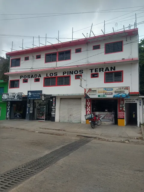 Hotel Posada Los Pinos