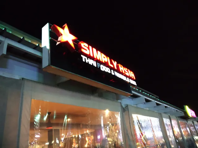 Simply Asia Bryanston (Hobart Grove)