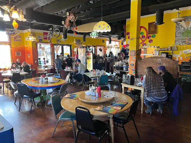 Squeeze In Breakfast & Lunch