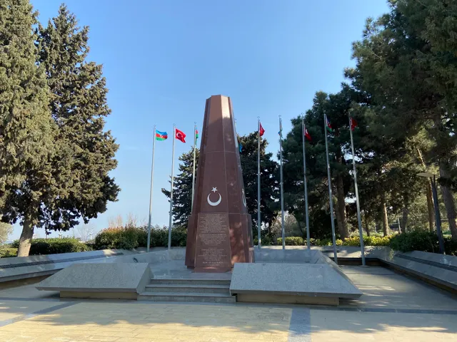 Bakı Türk şəhidliyi
