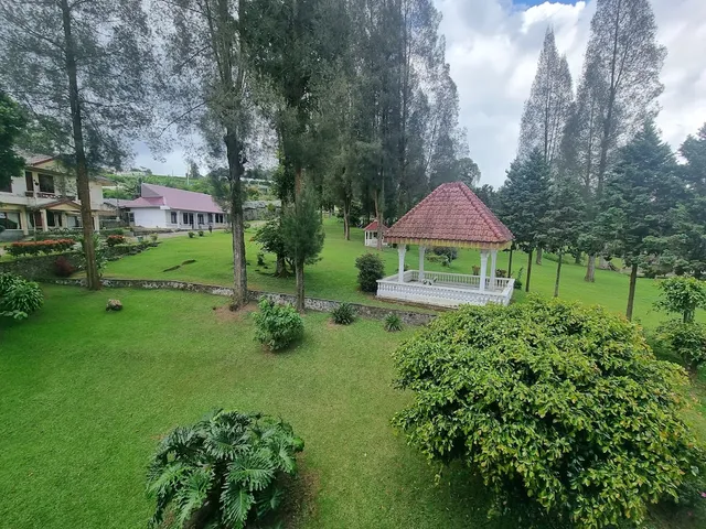 Sibayak Multi National Rest House