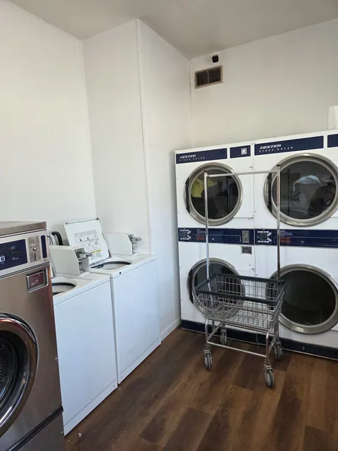 Flagler laundromat & car wash