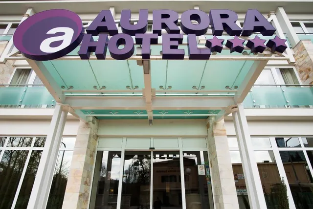 Aurora Hotel