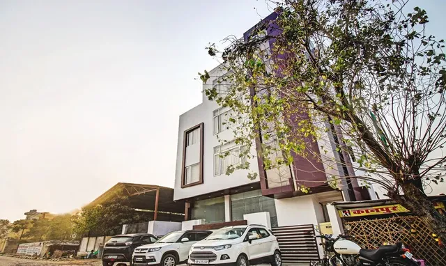 Treebo Trend Gayatri Inn, Lucknow