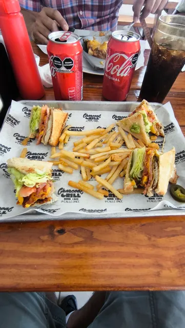 Charcoal Grill - Calle Once