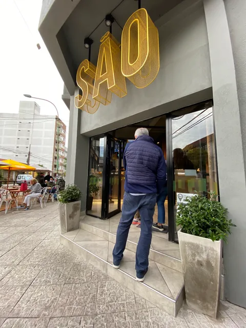 SÃO Medialunas y Café