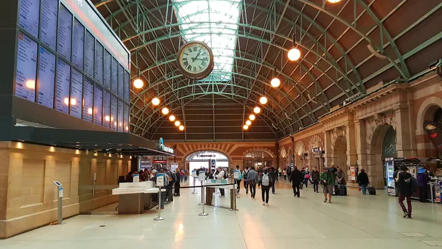 Central Station, Elizabeth St, Stand E