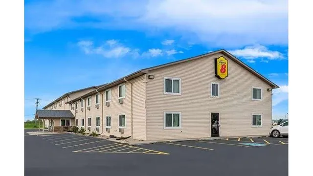 Super 8 by Wyndham Council Bluffs IA Omaha NE Area