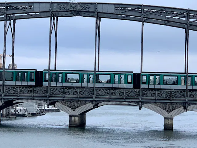 Pont Charles-de-Gaulle