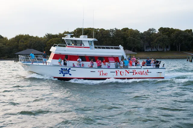 The Fun Boats Dolphin Cruises