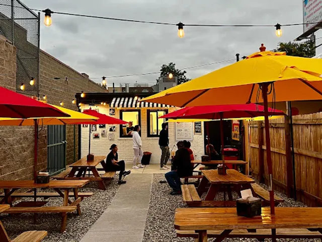 Duke’s Good Sandwiches & Burgers