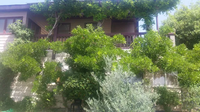 Lakshmi Holiday Suites