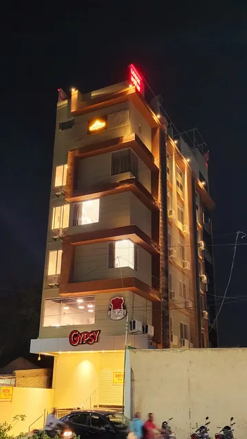 Hotel Jay Palace Inn