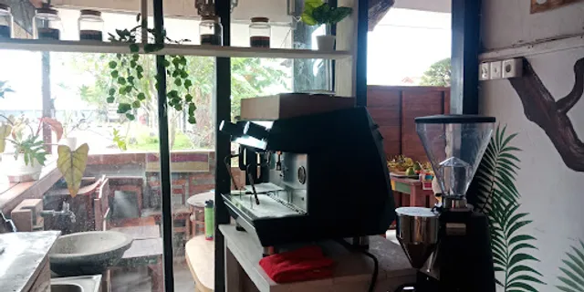 Penida Bakery Coffeeshop
