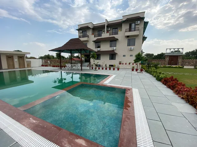 New Royal Orbit Hotel & Restro Udaipur