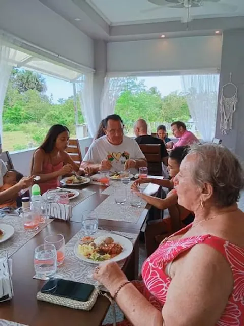 Belvedere Bar and Restaurant