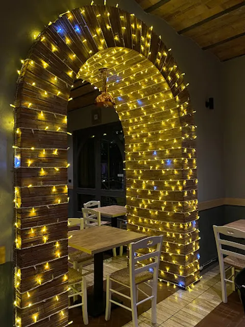 Pizzeria Vittorioso Via Canale