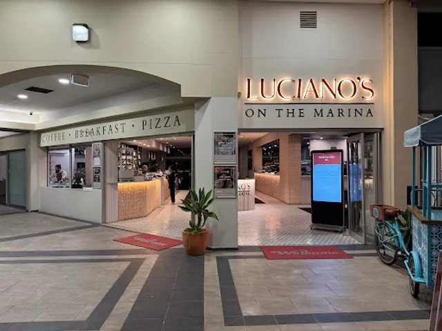 Luciano's on the Marina