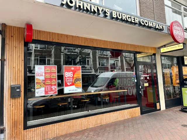 Johnny's Burger & O'Tacos