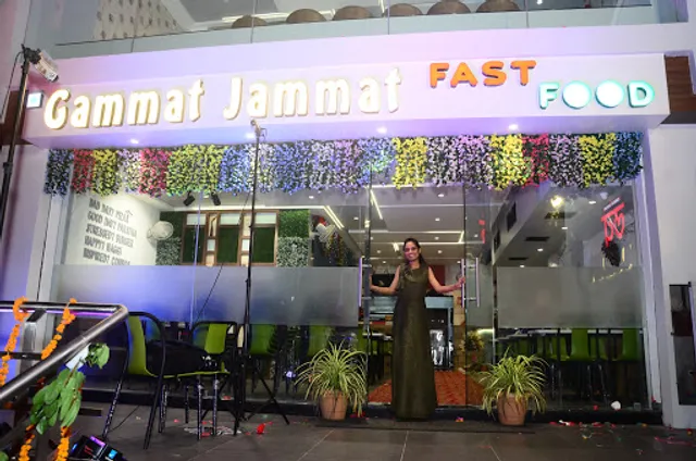 Gammat Jammat Fast Foood restaurant