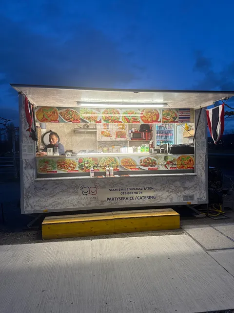 Siam Smile Thai Food