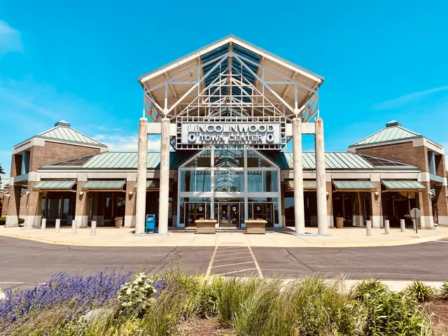 Lincolnwood Town Center