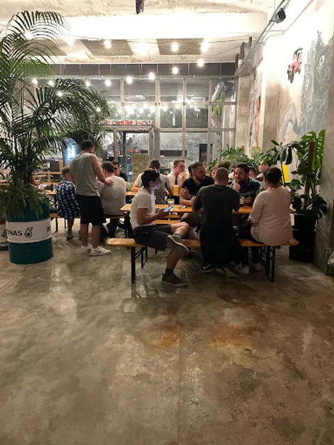 Zero 11 Cabañal | Cervecería | Bar | Tapas