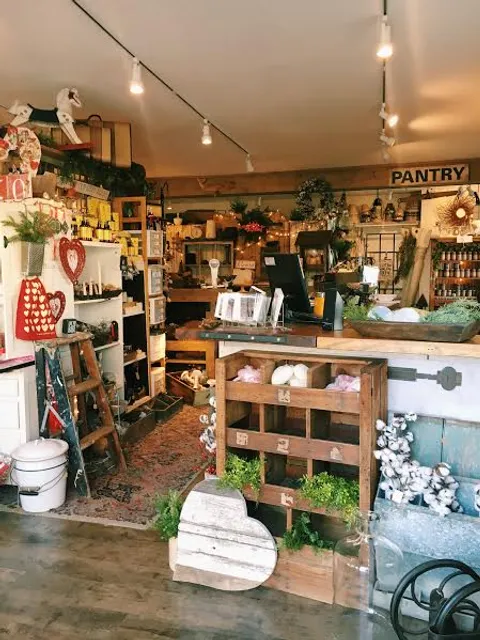 Antique Garden Cottage