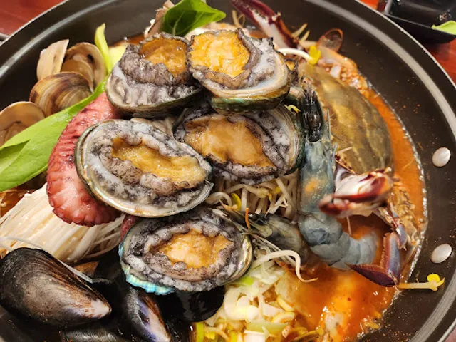 삼성혈 해물탕 더현대