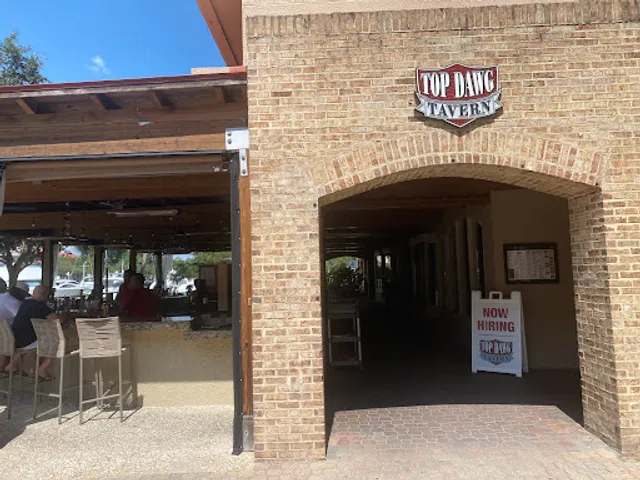 Top Dawg Tavern & Pizzeria - Hilton Head
