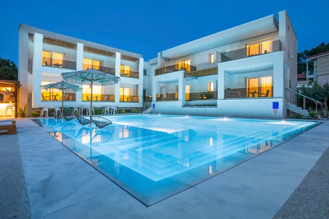 Mirablue Luxury Residences