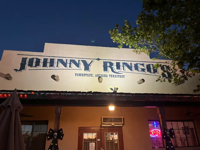 Johnny Ringo's Bar