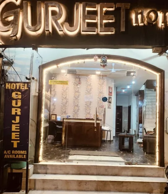Gurjeet Hotel Amritsar
