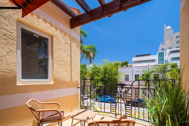 Kasa La Flora Miami Beach