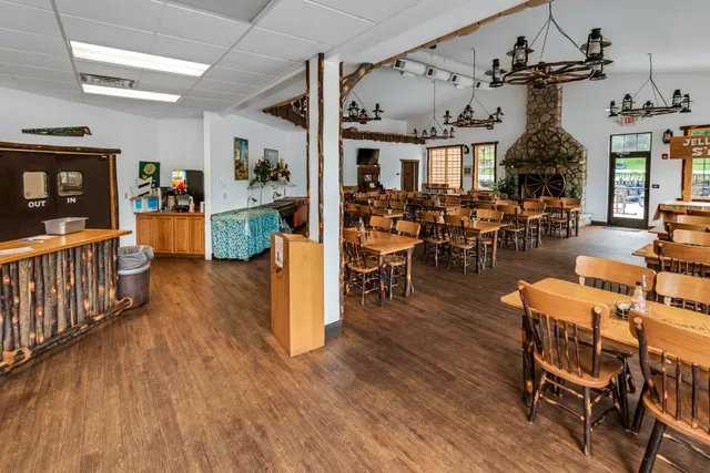 Cindy Bear's Country Kitchen