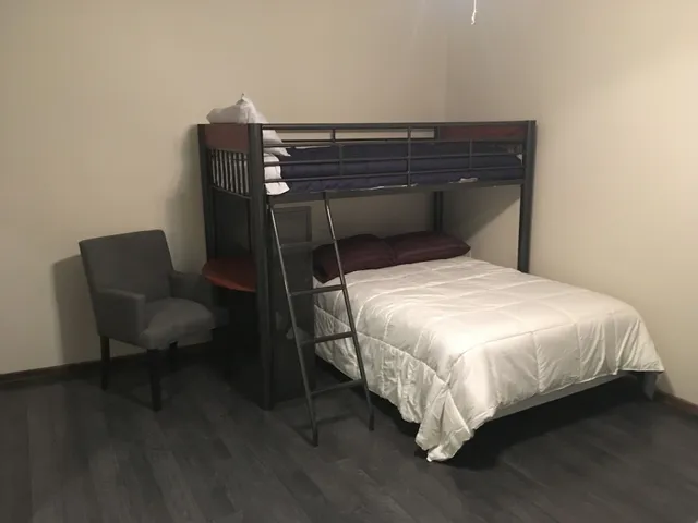 Sandstone Point Vacation Cabin, McConnelsville, Ohio