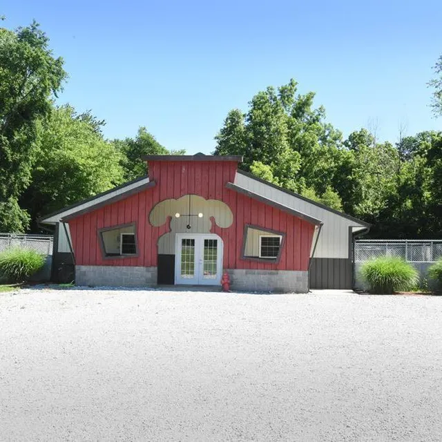 Critter Sitter Lodge