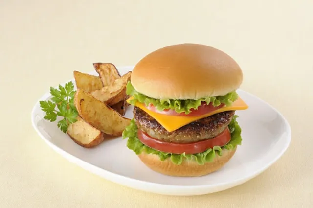 DJ Pub Pizzeria Bar Paninoteca di Kerras Djamel Eddine