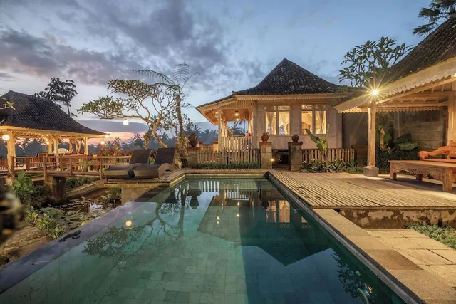 Uma Caming Villas & Gym