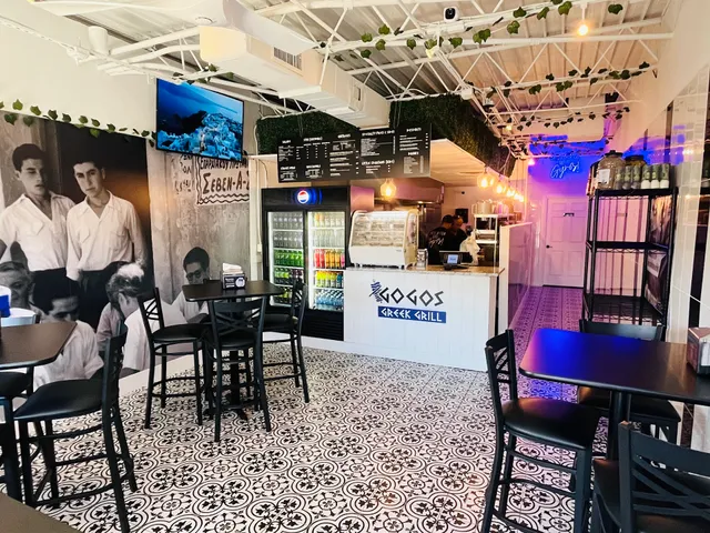 Gogos Greek Grill