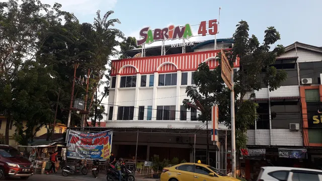 Sabrina 45 Hotel Pekanbaru