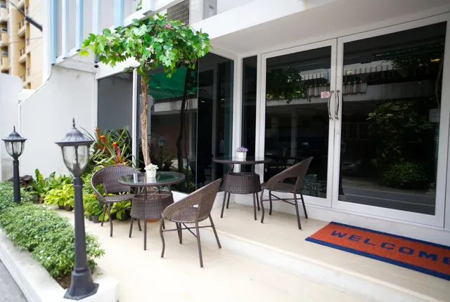 Nantra Phloen Chit hotel